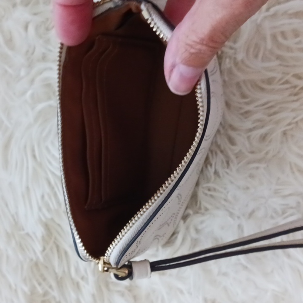 Coach mini wristlet - Picture 3 of 7